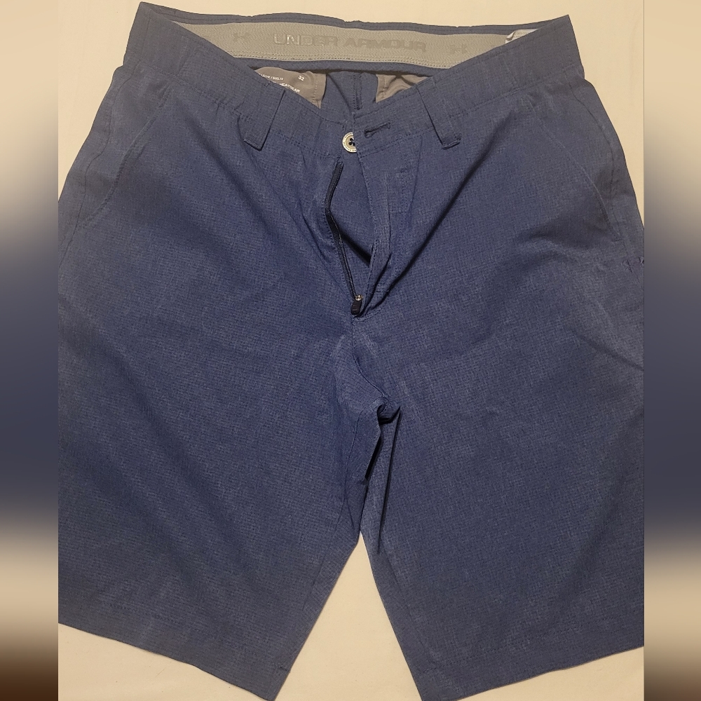Under Armour Men's Heatgear shorts 32 - Blue